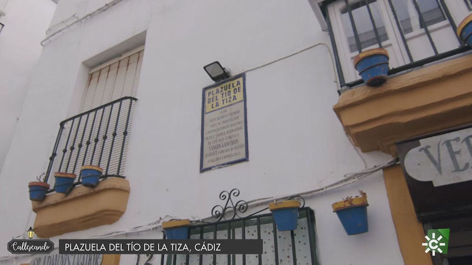 Plazuela del Tío de la Tiza, Cádiz, homenaje a un grande del Carnaval
