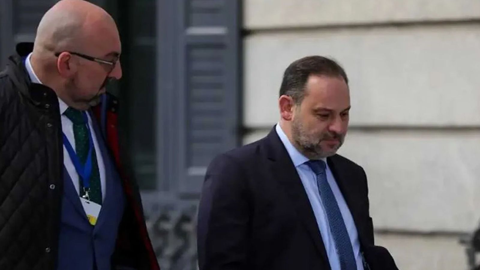 La Audiencia Nacional investiga los pagos en metálico del PSOE a Ábalos y Koldo