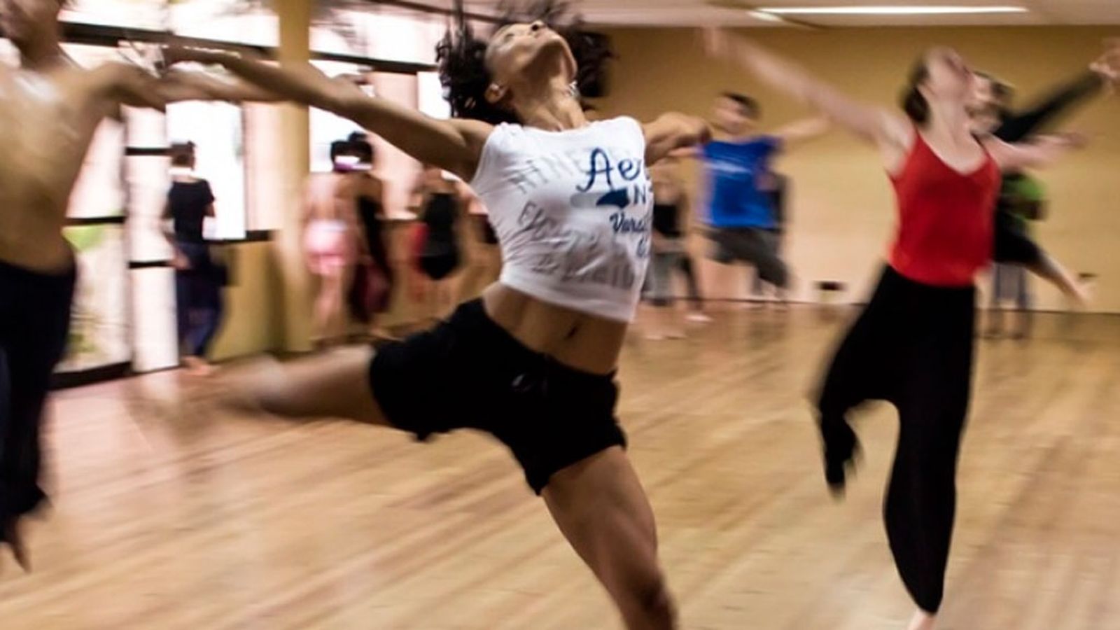 bailar radio fiesta 1024x576