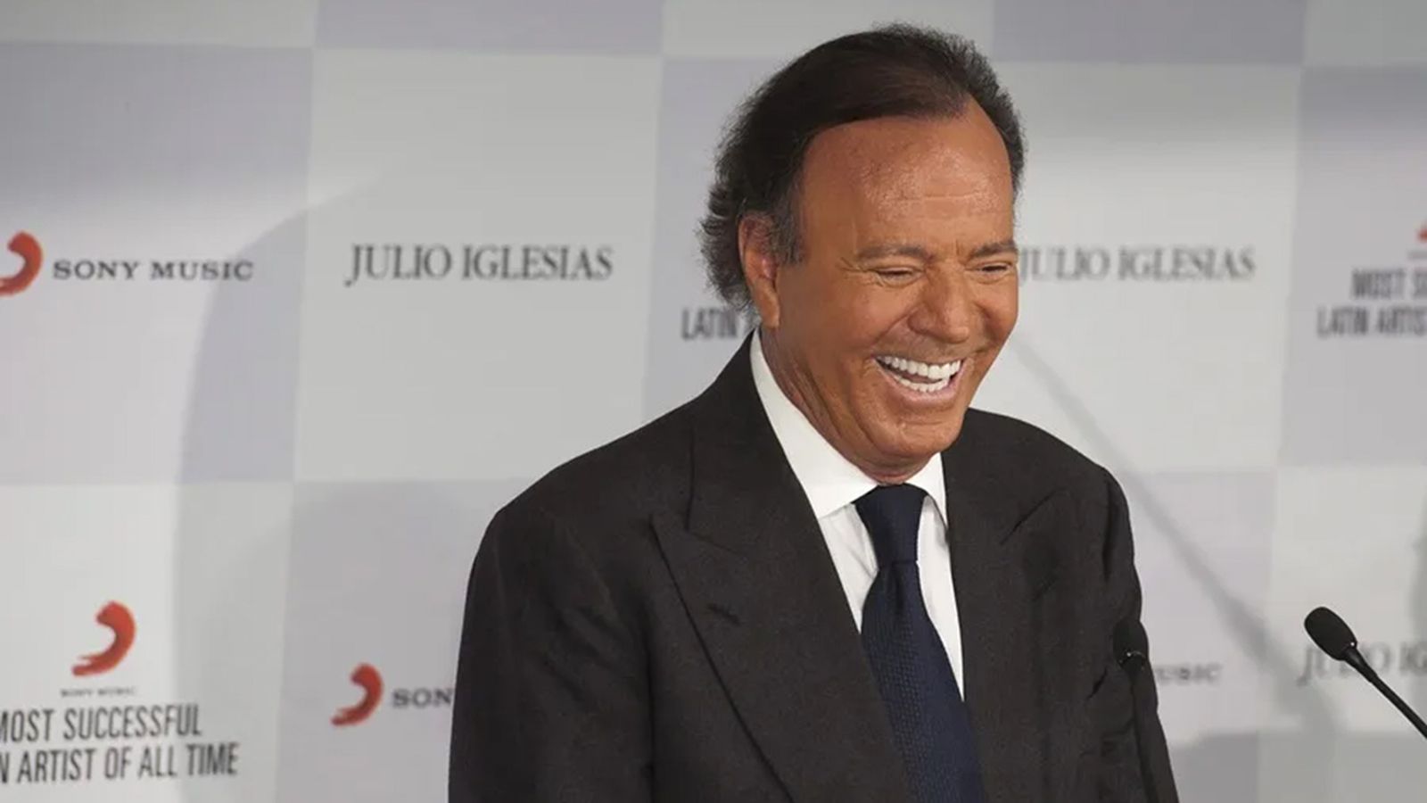 La Audiencia Nacional investiga una denuncia contra Julio Iglesias
