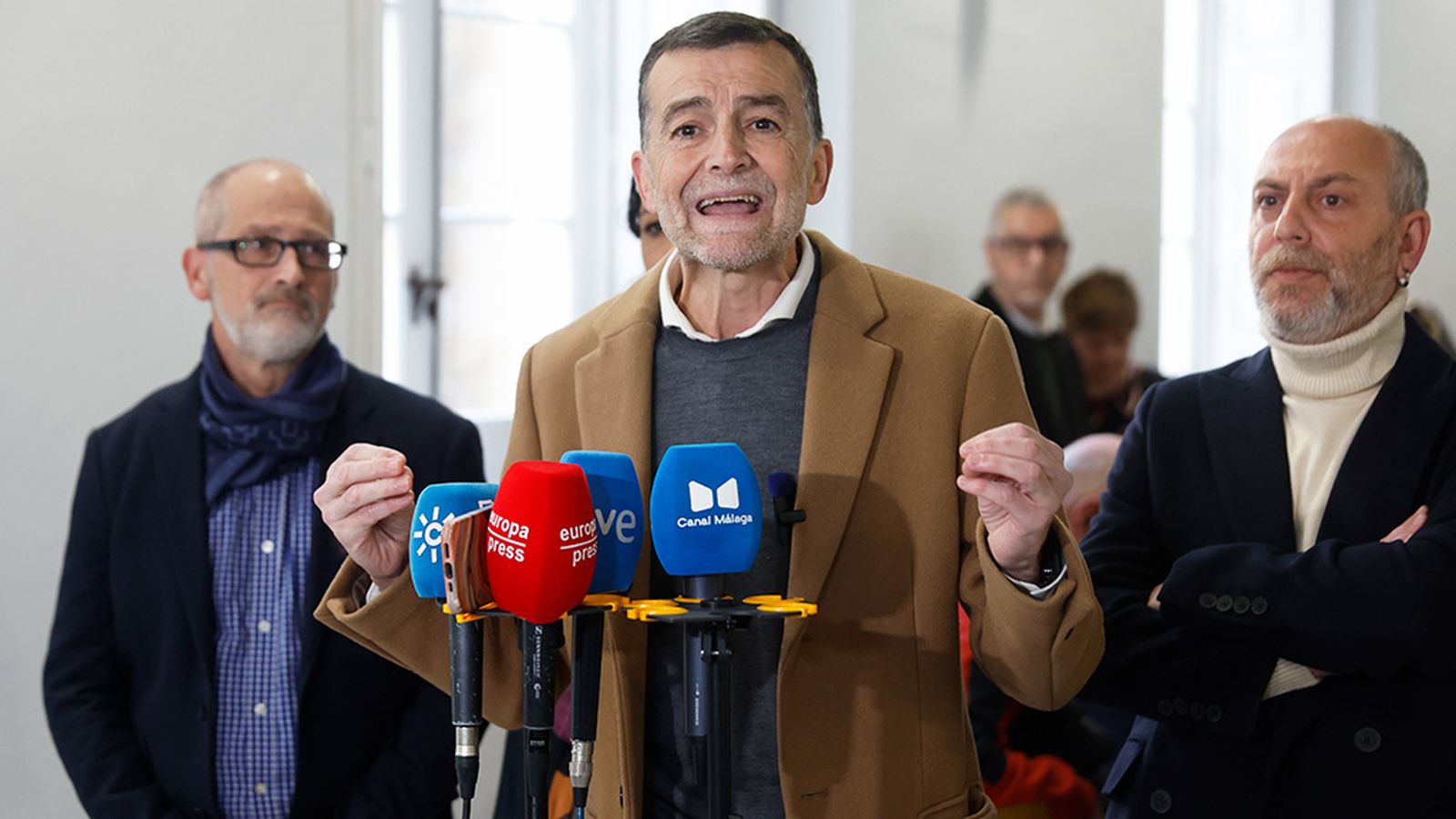 Maíllo invita a la izquierda a sumar esfuerzos