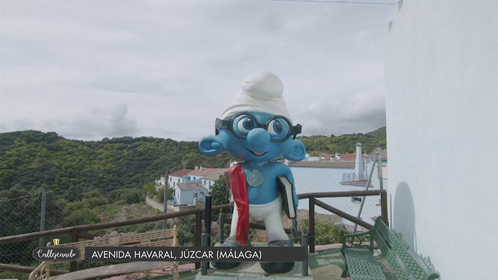 Avenida Havaral de Júzcar, Málaga, el pueblo de los pitufos con dos tirolinas