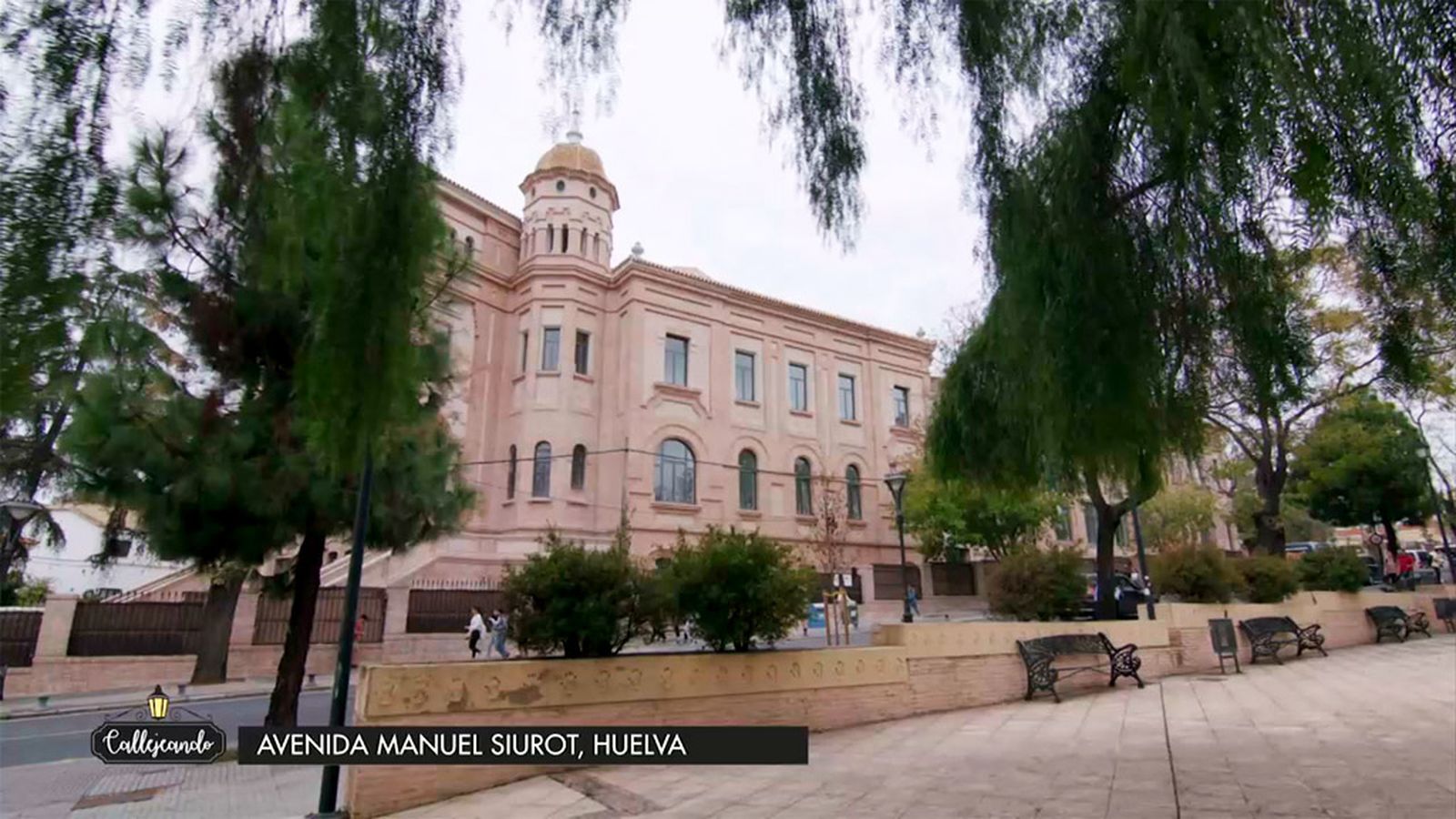 Los grandes atractivos de la avenida Manuel Siurot de Huelva
