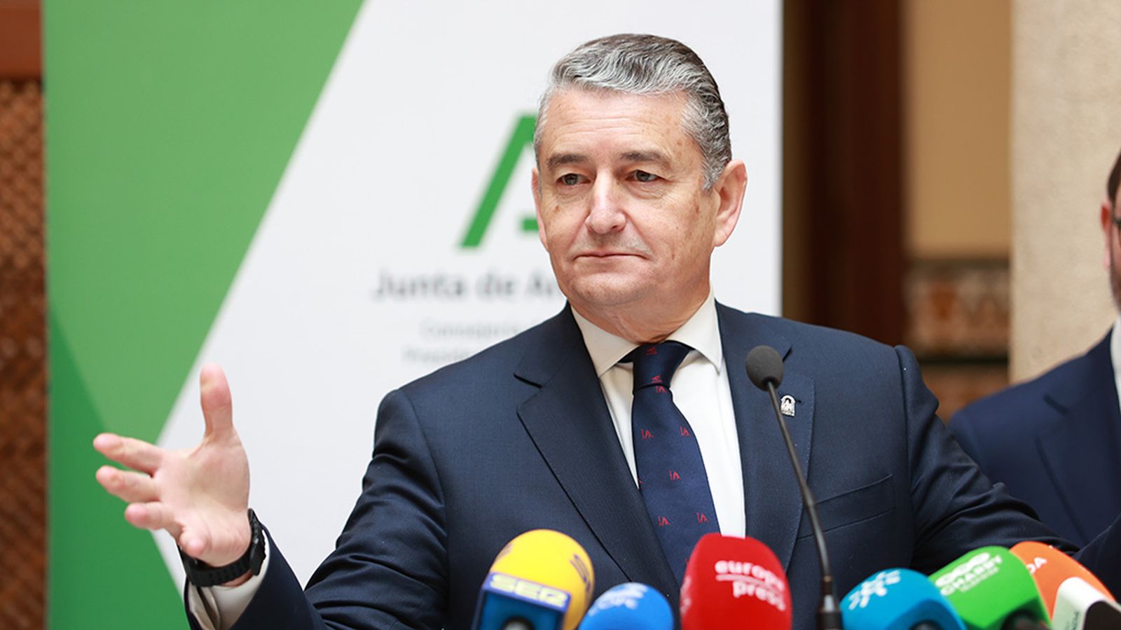 Antonio Sanz pide que los auxiliares entren en el estatuto marco