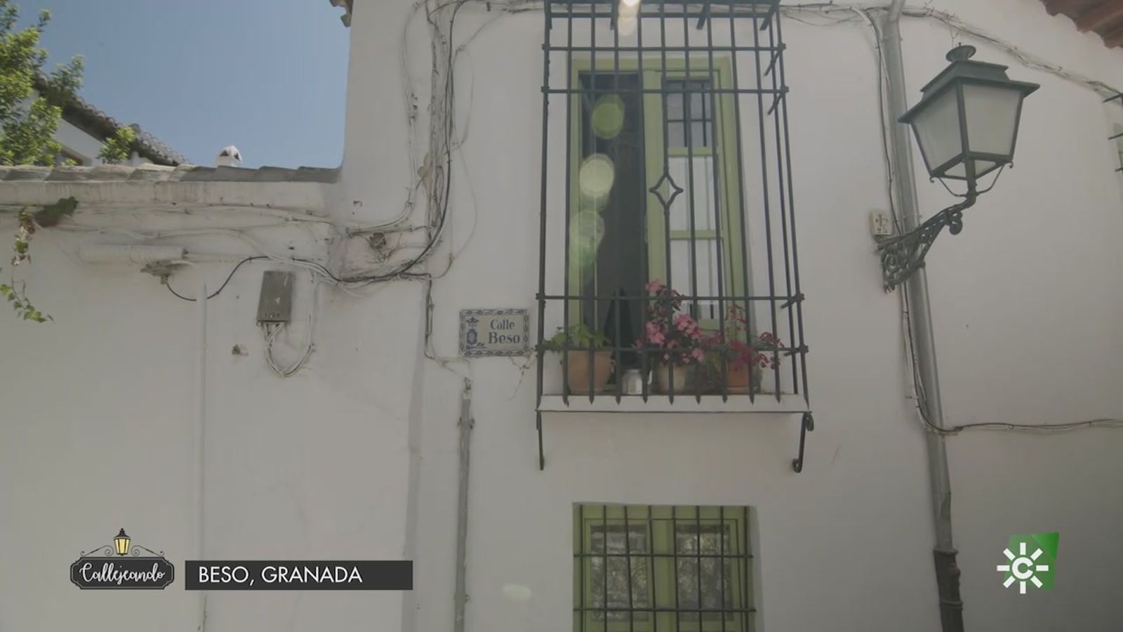 El amor de una madre que resucitó a la hija da nombre a uno de los rincones más emblemáticos de Granada, la calle Beso