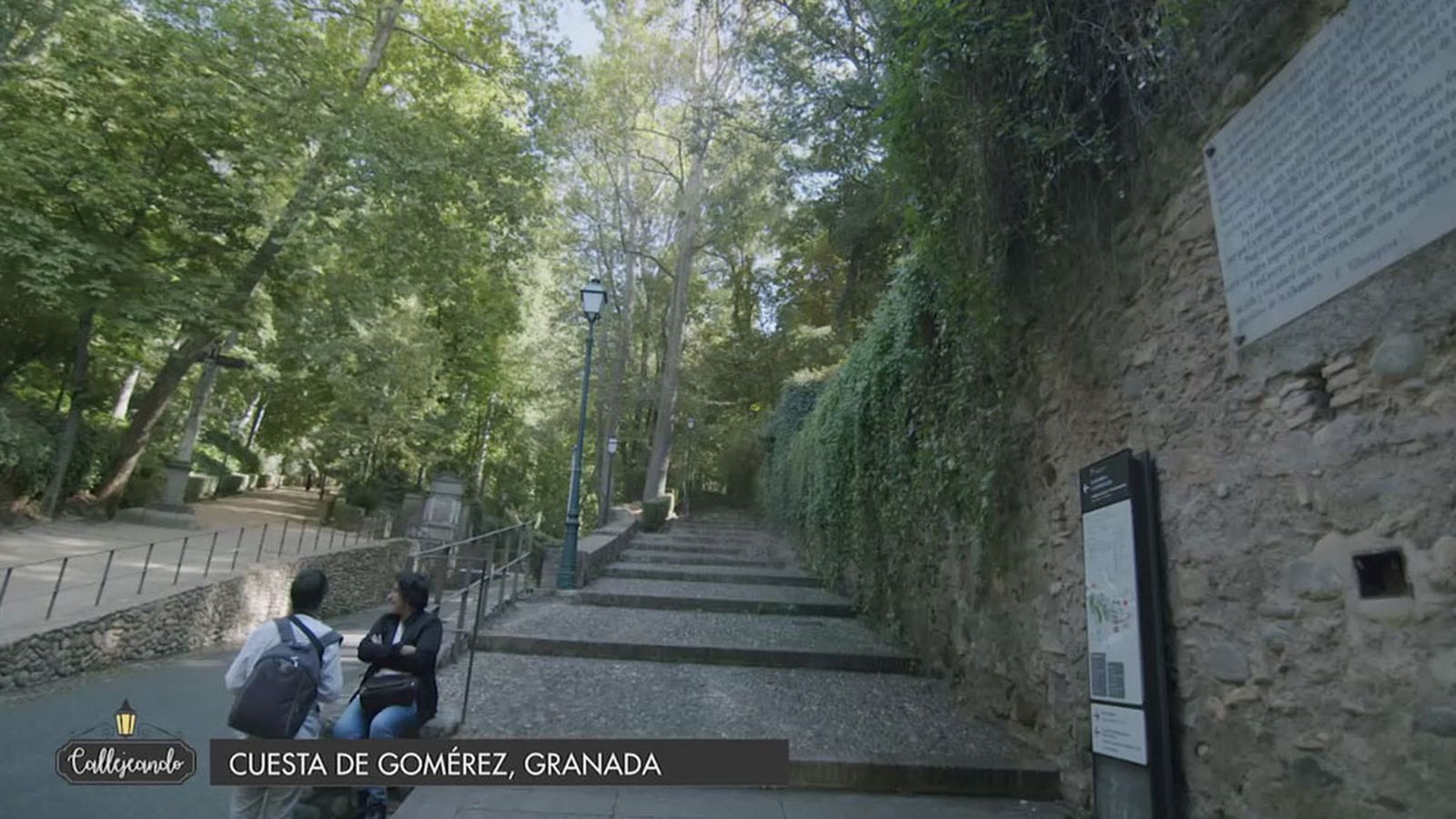Desde la Plaza Nueva hasta la Alhambra por la cuesta de Gomérez en Granada