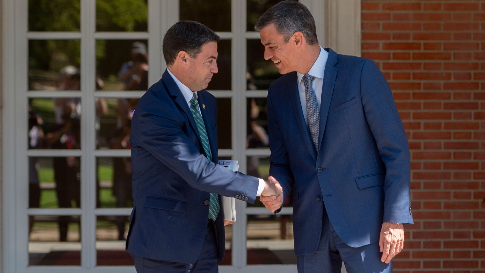 Acuerdo entre Euskadi y el Gobierno central para el traspaso de nuevas competencias